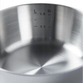 Berghoff ron conische sauspan 18 cm maatverdeling art. nr. 3900029
